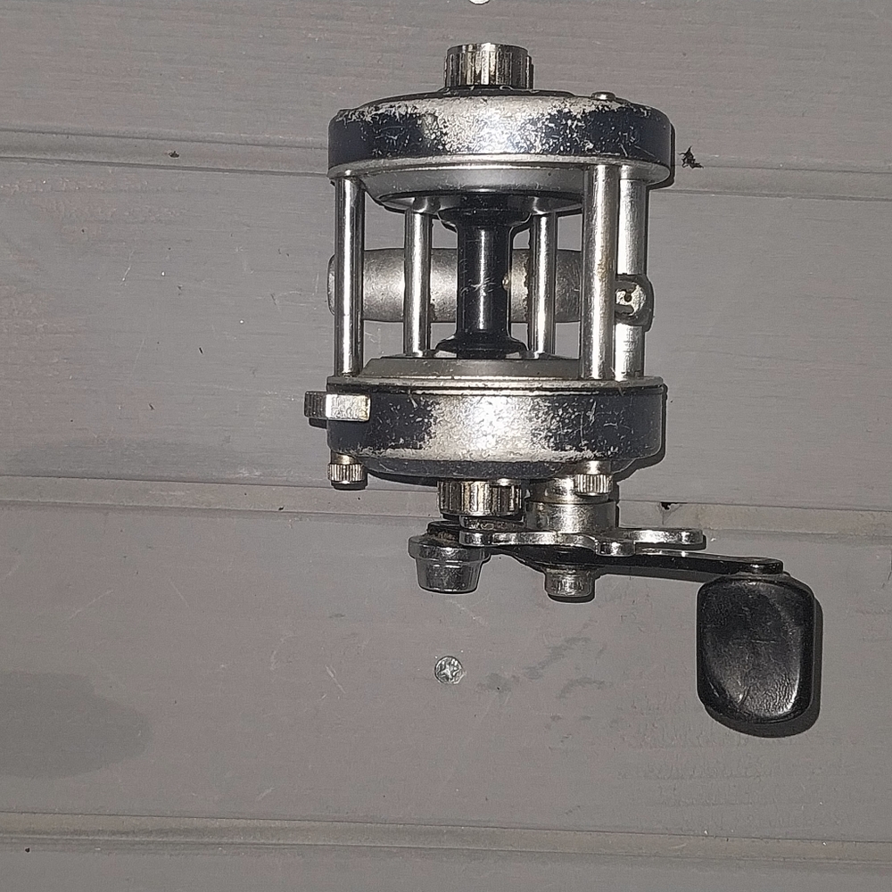 Vintage Millionaire Hi Speed Fishing Reel